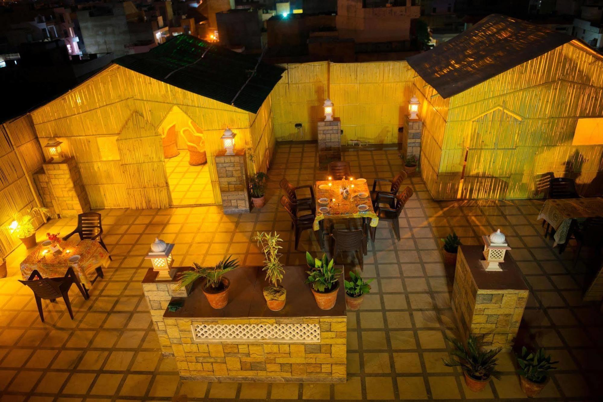 Rajputana Haveli - Jaipur Hotell Eksteriør bilde
