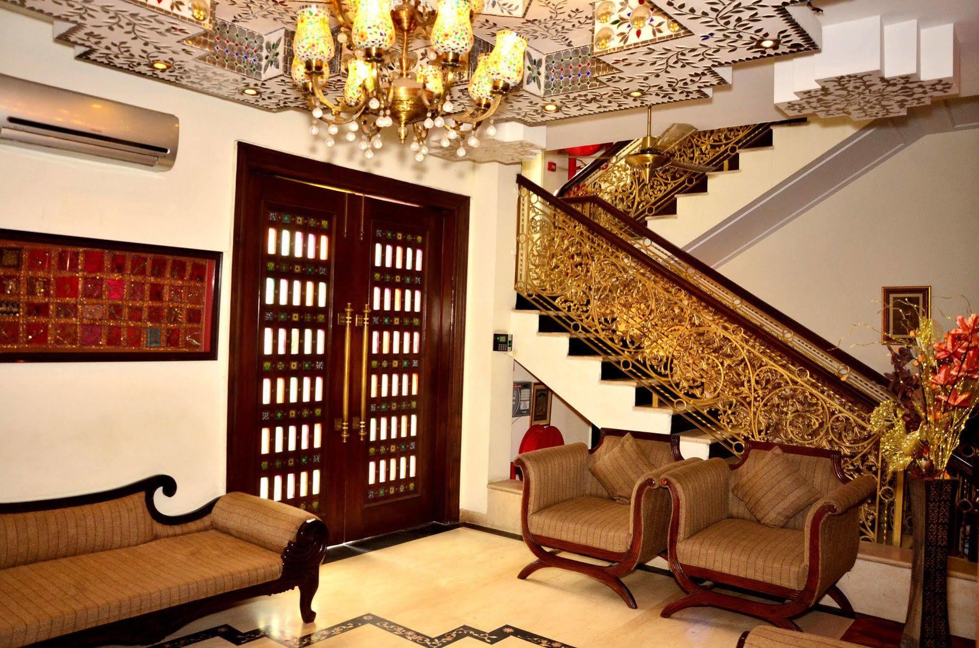 Rajputana Haveli - Jaipur Hotell Eksteriør bilde